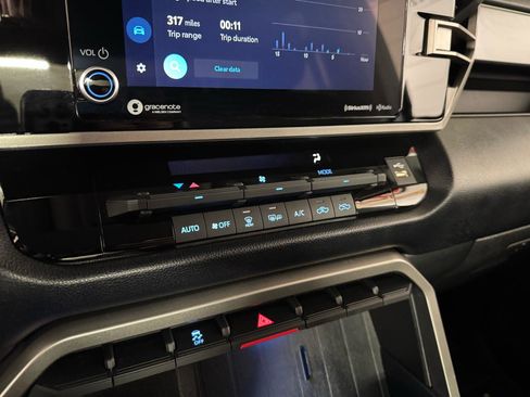 Used 2023 Toyota Tundra SR5 w/ SR5 Convenience Package image 24