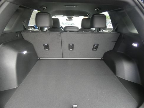 New 2026 Chevrolet Equinox LT w/ Convenience Package II AWD/4WD image 15