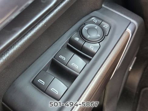 Used 2022 GMC Sierra 1500 SLT AWD/4WD image 28
