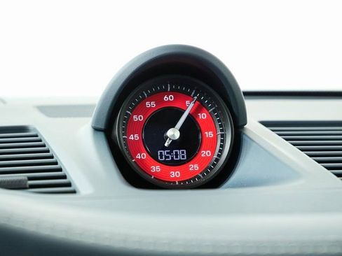 Certified 2024 Porsche 911 Carrera 4S image 18