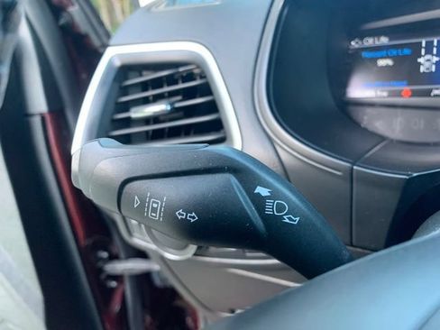 Certified 2022 Ford Edge Titanium AWD/4WD image 27