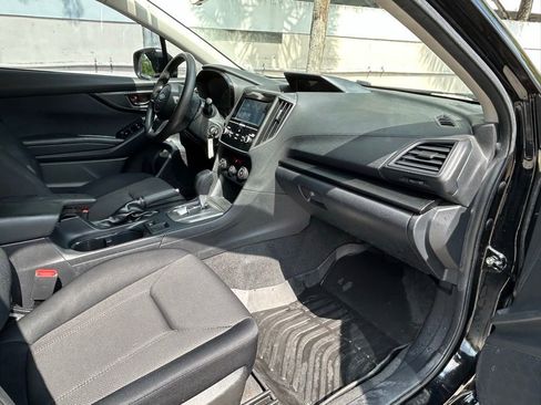 Used 2019 Subaru Crosstrek 2.0i AWD/4WD image 30
