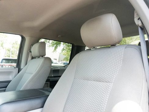 Used 2019 Ford F250 XLT w/ XLT Premium Package AWD/4WD image 20
