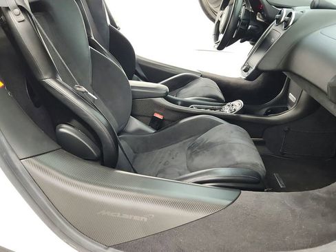 Used 2019 McLaren 600LT RWD image 42