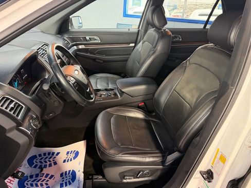 Used 2017 Ford Explorer Limited w/ Equipment Group 301A image 14