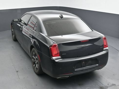 Used 2022 Chrysler 300 Touring L w/ Comfort Group AWD/4WD image 14