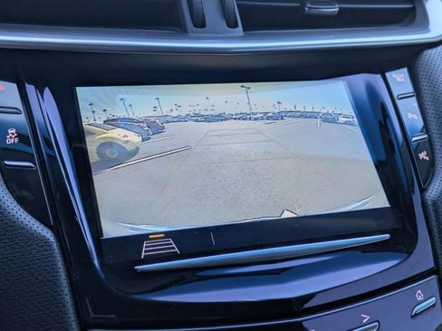 Used 2019 Cadillac XTS Luxury FWD image 13