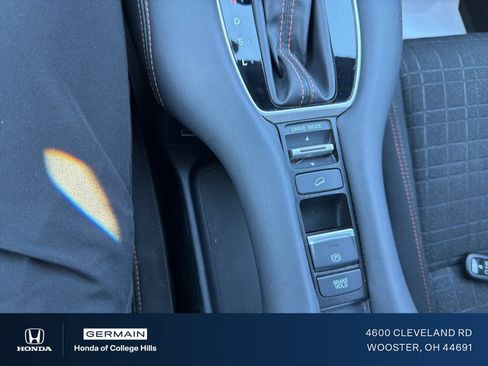 Certified 2023 Honda HR-V Sport image 6