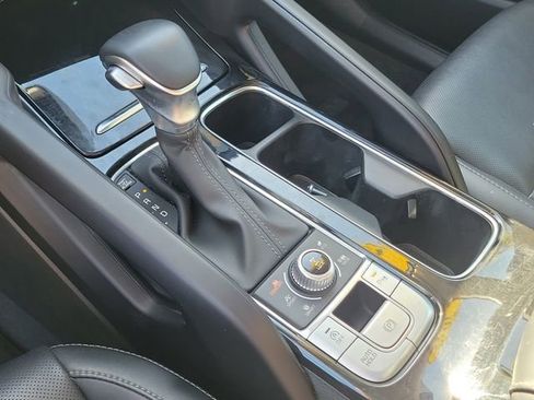Used 2025 Kia Telluride S AWD/4WD image 38