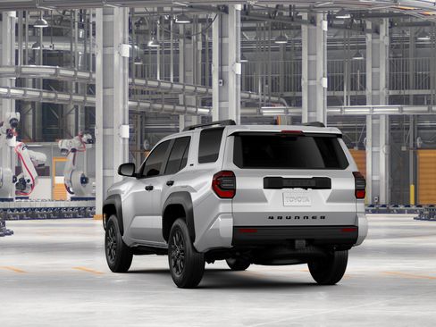 New 2026 Toyota 4Runner SR5 AWD/4WD image 7