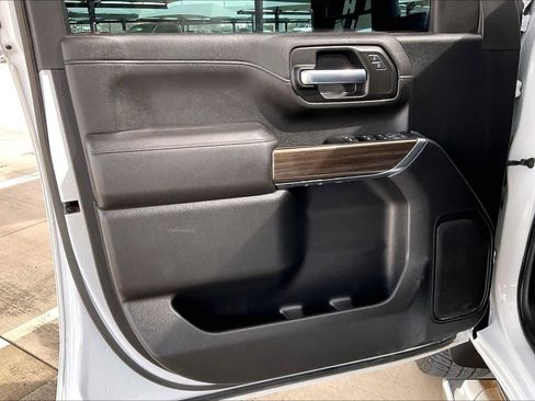 Used 2022 Chevrolet Silverado 2500 LT w/ Fleet Comfort Package image 22