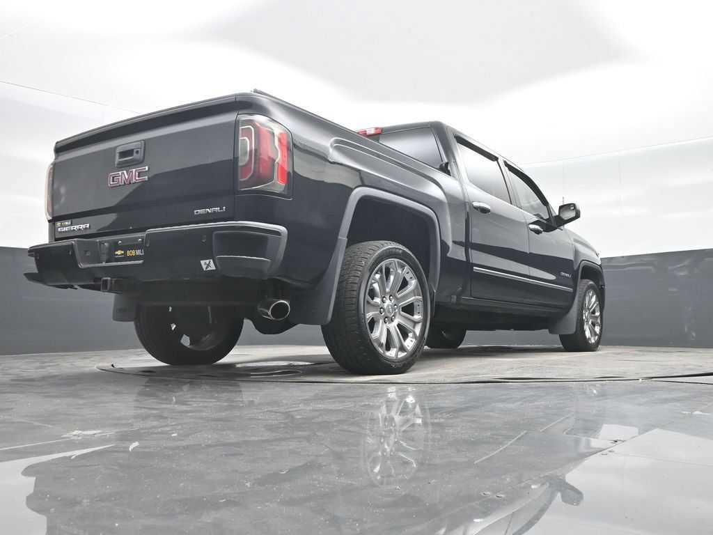 Used 2017 GMC Sierra 1500 Denali w/ Denali Ultimate Package AWD/4WD image 30
