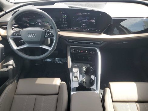 New 2025 Audi Q5 Premium Plus image 11