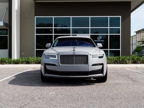 Used 2024 Rolls-Royce Ghost Black Badge AWD/4WD image 8