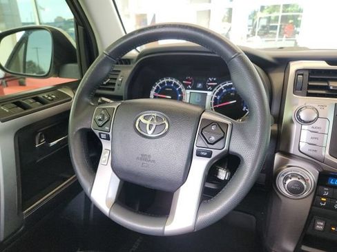 Used 2016 Toyota 4Runner Limited AWD/4WD image 21