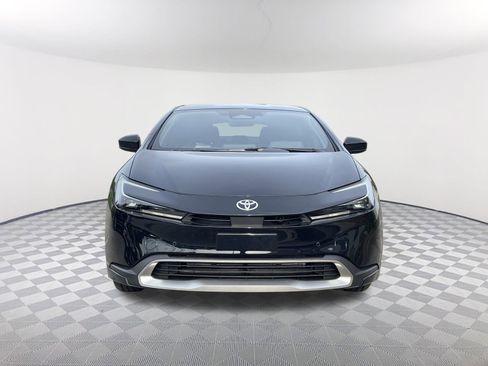 New 2025 Toyota Prius Plug-In Hybrid image 2