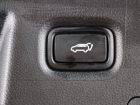 Used 2023 Hyundai Santa Fe SEL image 29