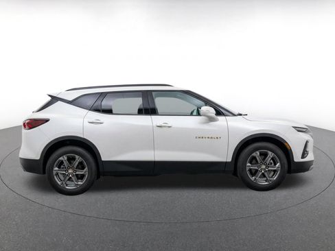 Used 2026 Chevrolet Blazer LT FWD image 8