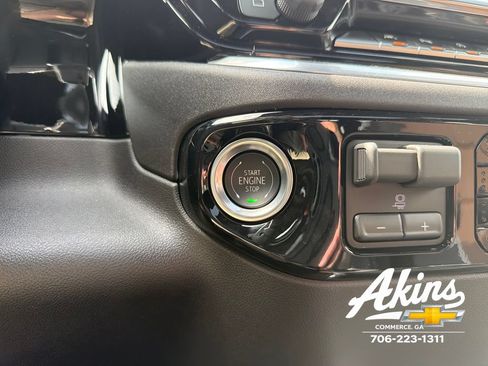 New 2026 Chevrolet Silverado 1500 High Country AWD/4WD image 26