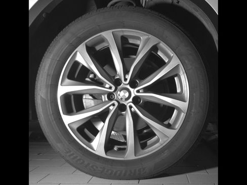 Used 2019 BMW X3 sDrive30i w/ Executive Package RWD image 10