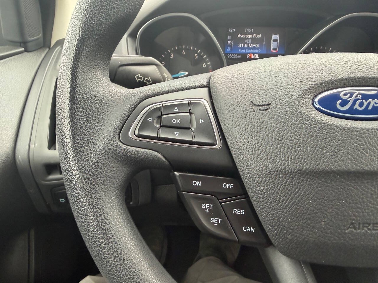 Used 2016 Ford Focus SE FWD image 15