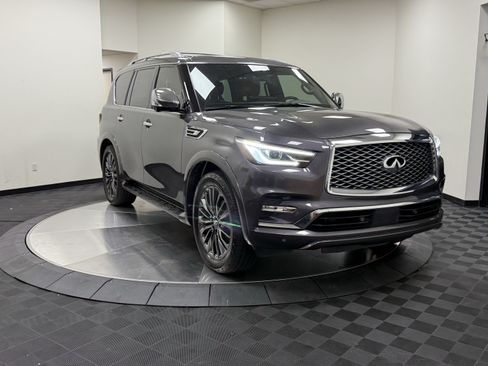 Used 2022 INFINITI QX80 Sensory w/ Cargo Package RWD image 2