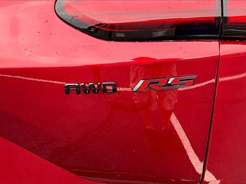 New 2025 Chevrolet Blazer EV RS image 9