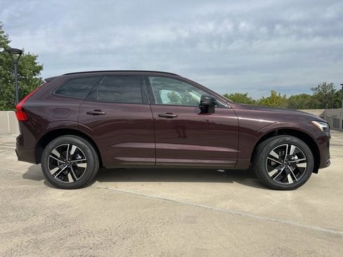 New 2026 Volvo XC60 B5 Plus w/ Climate Package image 8
