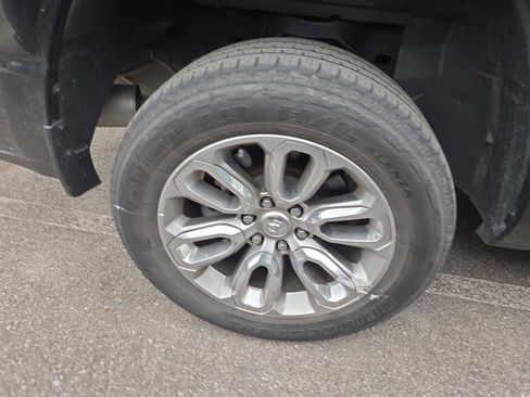 Used 2023 RAM 1500 Laramie image 3