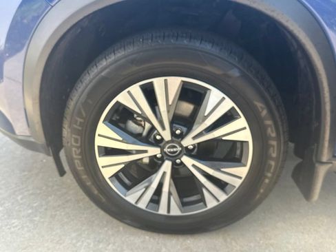 Used 2023 Nissan Rogue SV w/ SV Premium B Package AWD/4WD image 36
