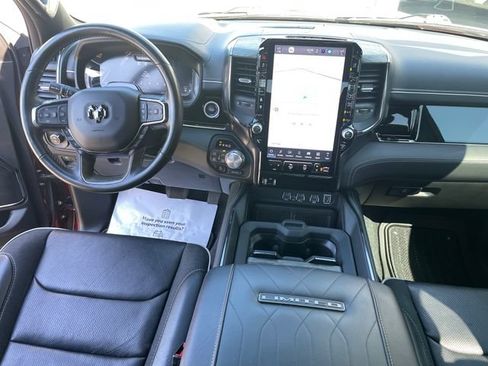 Used 2025 RAM 1500 Limited AWD/4WD image 15
