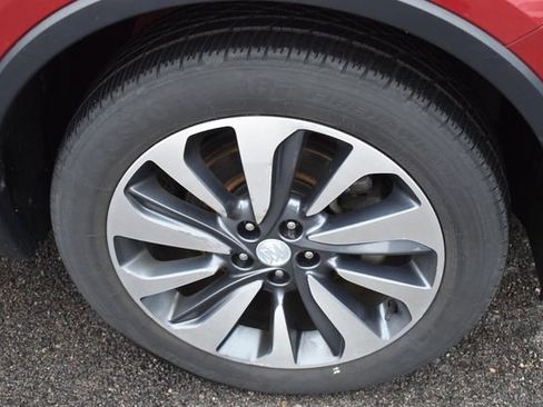 Used 2019 Buick Encore Essence image 11