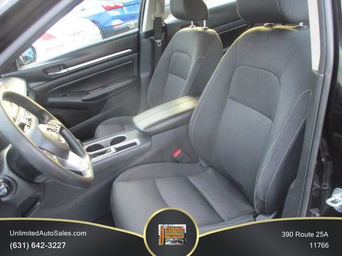 Used 2022 Nissan Altima 2.5 SV FWD image 6