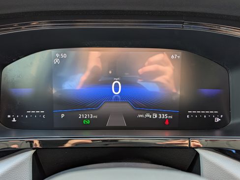 Certified 2024 Volkswagen Taos S FWD image 21