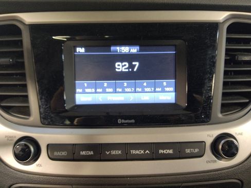 Used 2022 Hyundai Accent SE FWD image 25