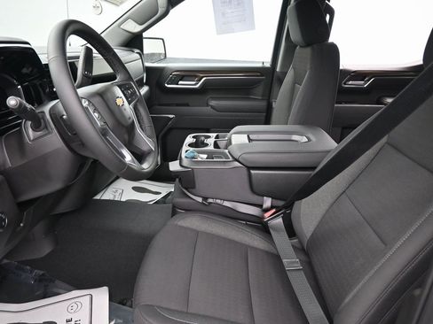 Used 2025 Chevrolet Silverado 1500 LT image 24