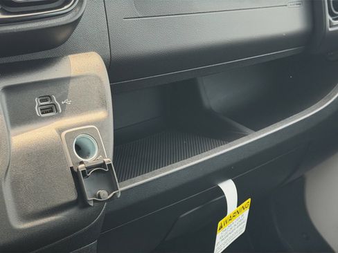 New 2026 RAM ProMaster 2500 w/ Convenience Group FWD image 25