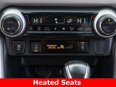 Used 2020 Toyota RAV4 XLE image 5