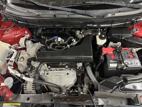 Used 2016 Nissan Rogue AWD image 9