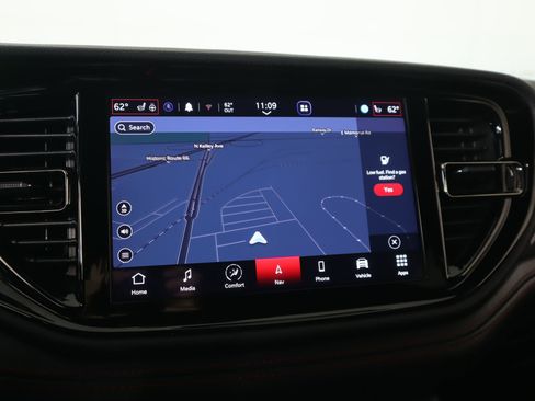 Used 2025 Dodge Durango GT w/ Blacktop Package image 7