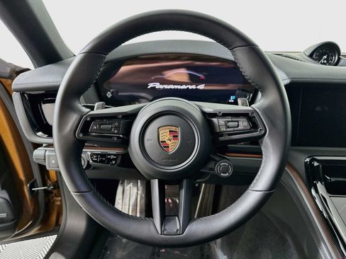 Certified 2025 Porsche Panamera 4 AWD/4WD image 14