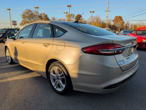 Used 2018 Ford Fusion S image 5