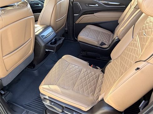 Certified 2022 Cadillac Escalade ESV Sport w/ Touring Package image 16