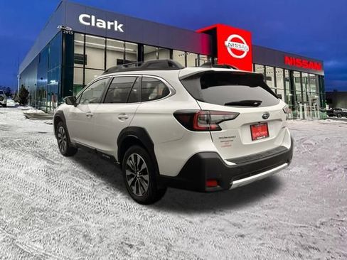 Used 2023 Subaru Outback Limited w/ Popular Package #2 image 5