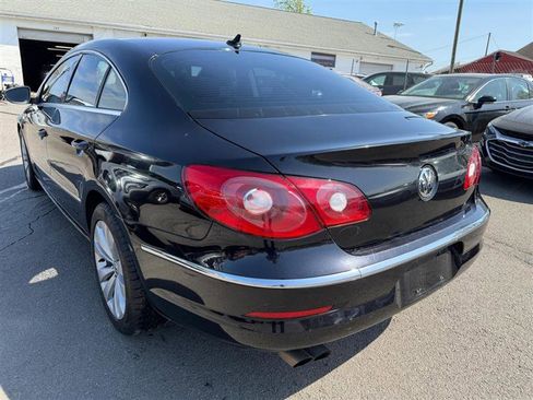 Used 2010 Volkswagen CC Sport image 4