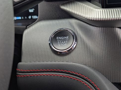 Used 2025 Ford Explorer ST-Line w/ Premium Package RWD image 9