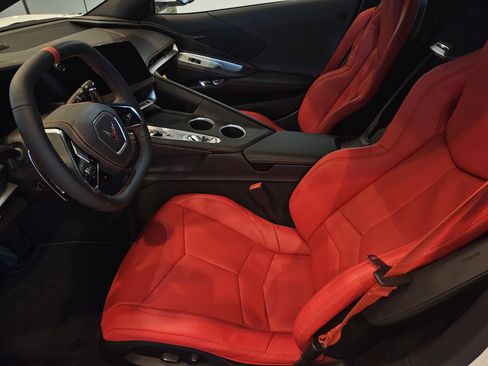 New 2026 Chevrolet Corvette Stingray Coupe w/ Battery Protection Package image 8