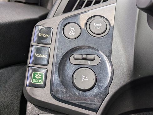 Used 2016 Honda CR-Z LX image 23