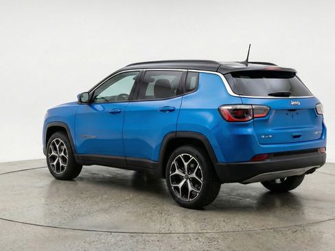 Used 2025 Jeep Compass Limited AWD/4WD image 6