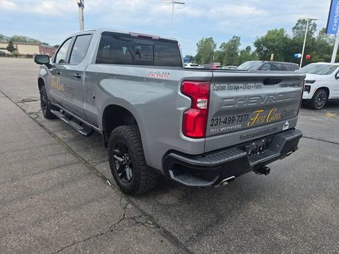 Used 2024 Chevrolet Silverado 1500 LT Trail Boss w/ LT Trail Boss Premium Package AWD/4WD image 4